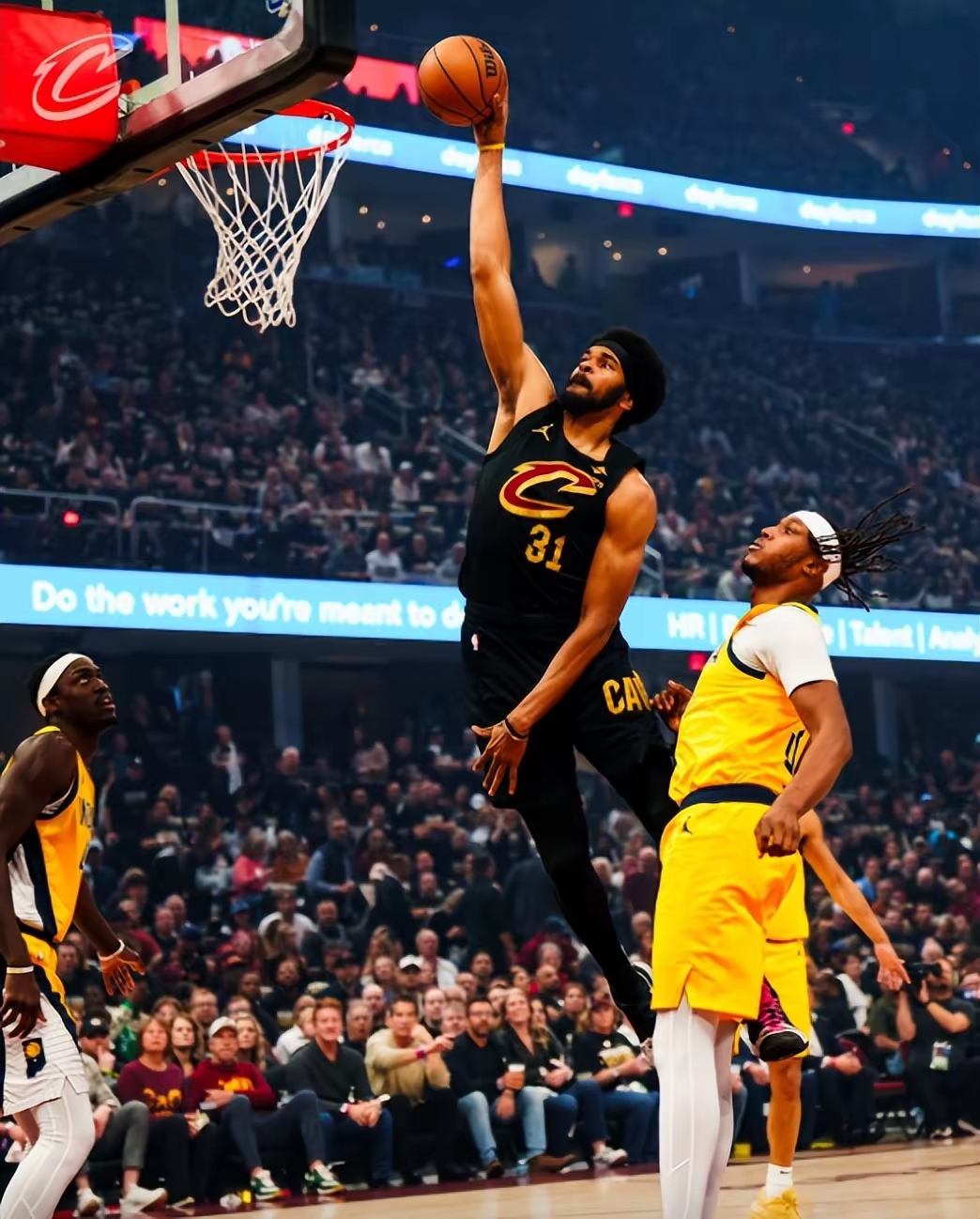 开云体育- 赛后NBA常规赛焦点战,阿斯顿维拉复出首秀,话题不断,赛季目标并未改变