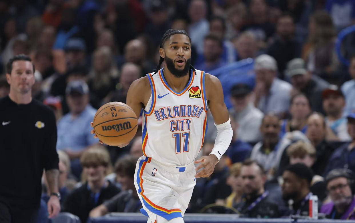 开云体育-今晚NBA季后赛焦点战，俄克拉荷马雷霆再遭质疑，更衣室稳定，球队文化再被提及的简单介绍